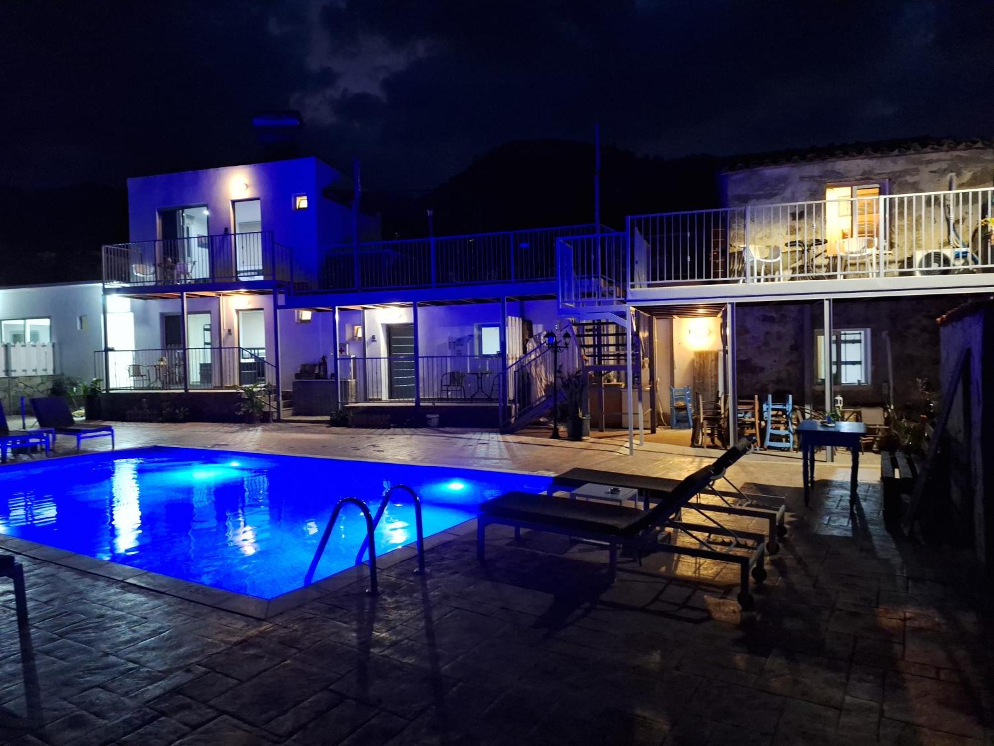 Holiday Apartments,Polynikis Sea-Cret, Pachyammos Екстер'єр фото